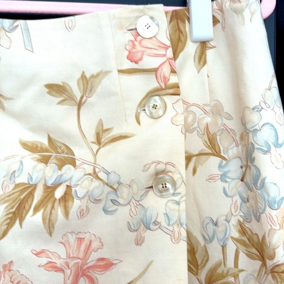 Talbots Floral Pastel Cream/Butter Yellow A-Line Skirt. Front Buttons. Size 14. - Picture 3 of 10